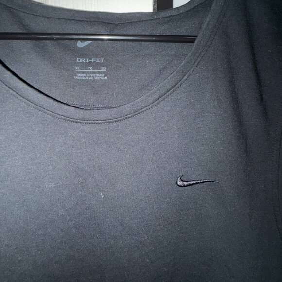 Men's Nike Dri Fit Tank - Picture 2 of 5